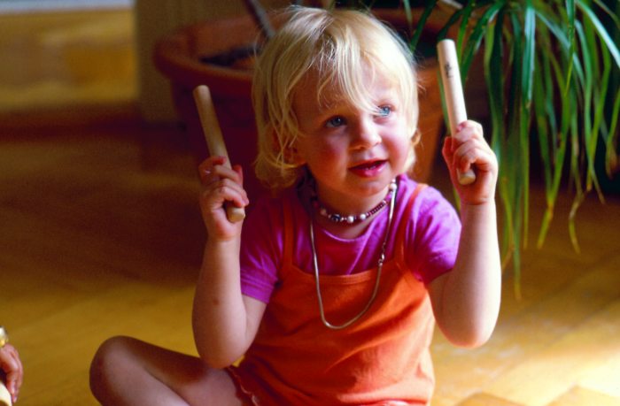 Musikgarten 2 - Kind (3-5 Jahre) mit Begleitperson und Geschwisterkinder - montags 15:15 Uhr – Bild 4